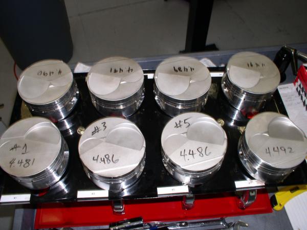 Pistons4200003